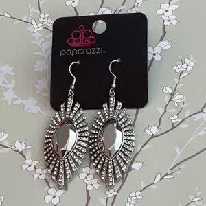 ❄️ Paparazzi | Silver Earrings Intricate Design The Fiercest One of All